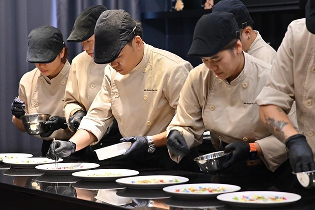 อาหารไทย Set menu ในรูปแบบ Vegetarian งาน Chef Table 