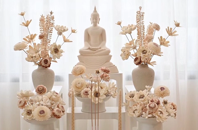 ขอแนะนำ การเตรียมชุดโต๊ะหมู่บูชา เพื่อเสริมความเป็นสิริมงคลให้กับตนเอง และครอบครัว ในงานเลี้ยงทำบุญ