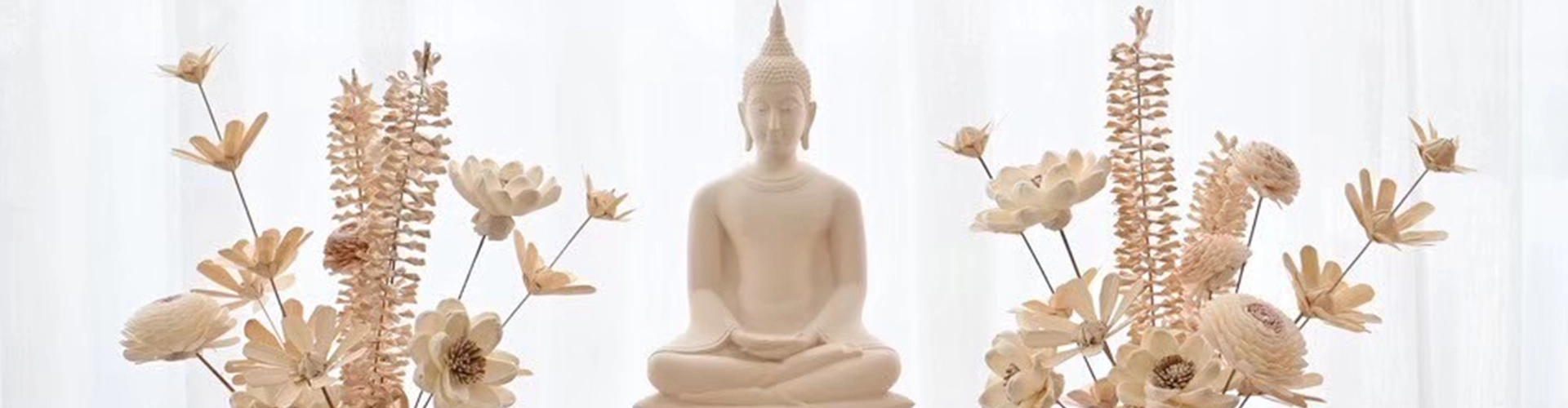 ขอแนะนำ การเตรียมชุดโต๊ะหมู่บูชา เพื่อเสริมความเป็นสิริมงคลให้กับตนเอง และครอบครัว ในงานเลี้ยงทำบุญ